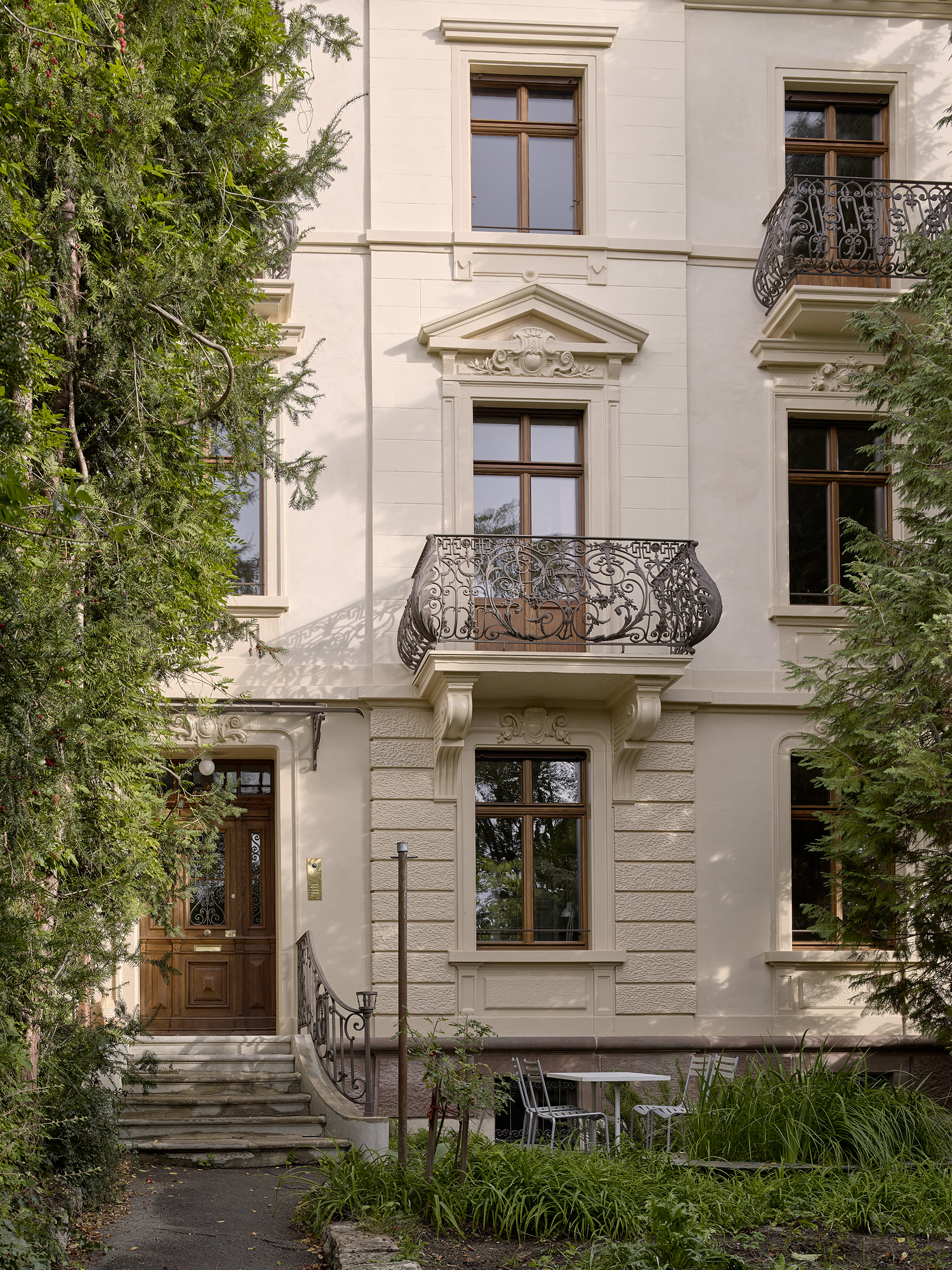 E19707 Alpa 094742 SCREEN